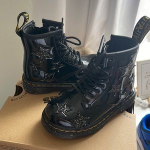 Toddler Dr Martens size 7